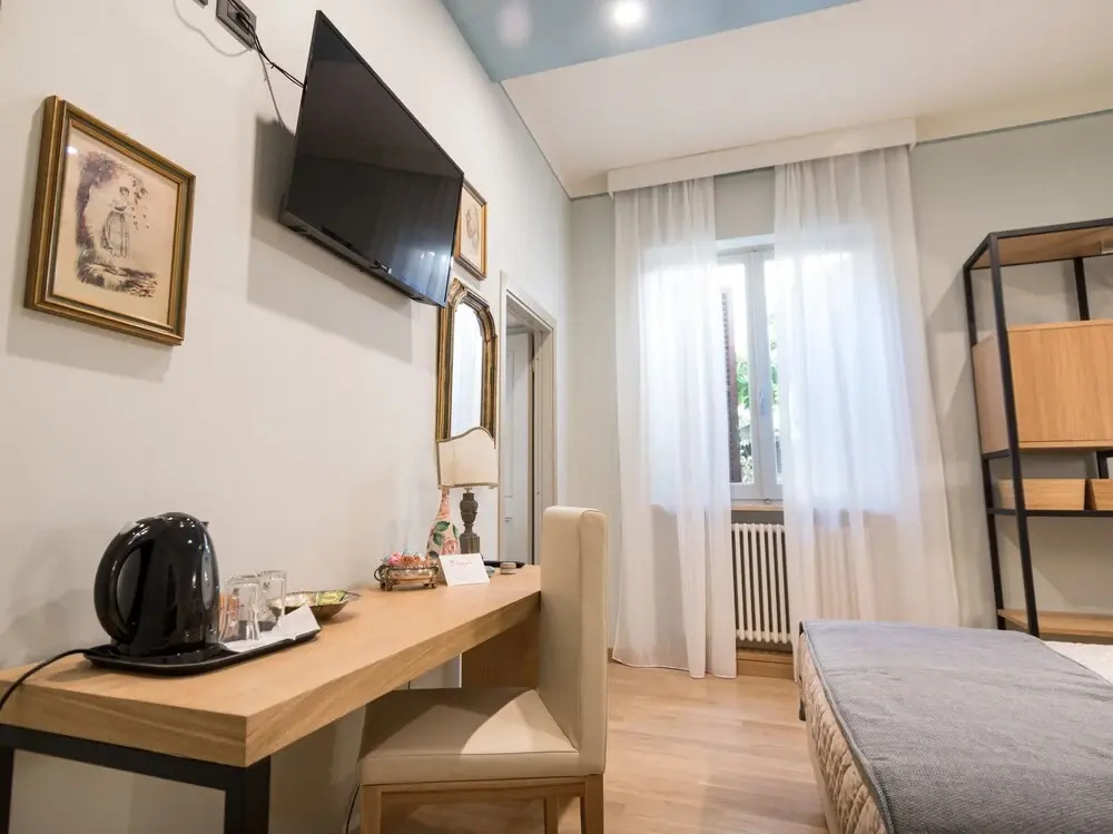 Comfort room