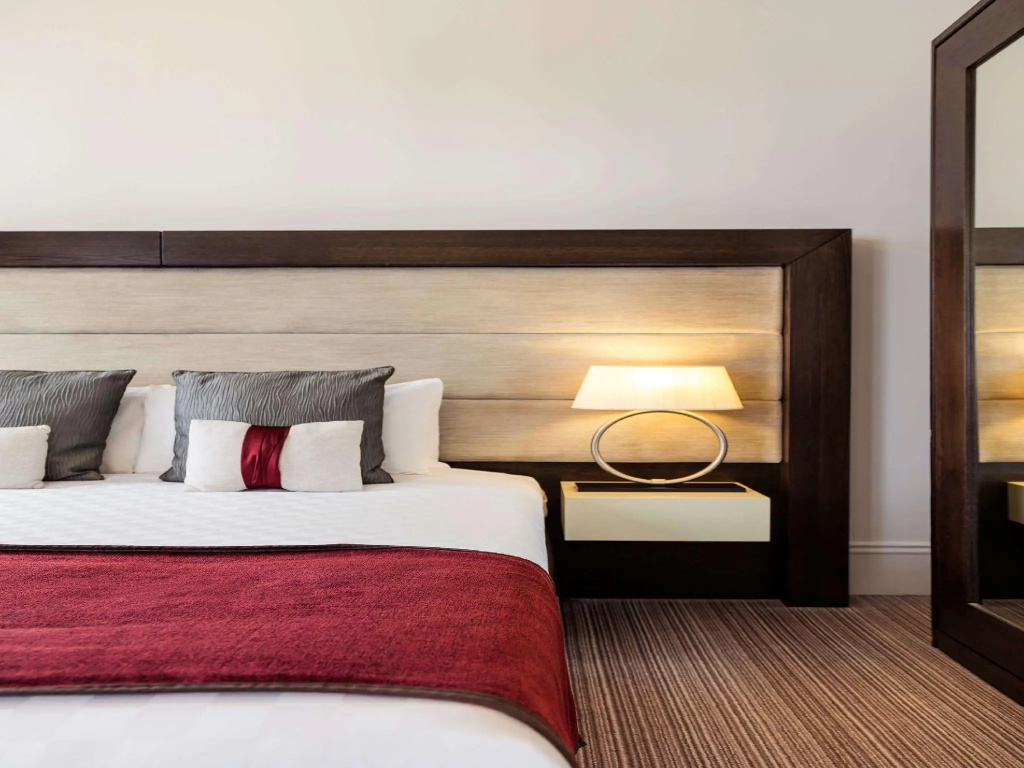 Mercure Aberdeen Caledonian Hotel Room Type - Deluxe Double Room