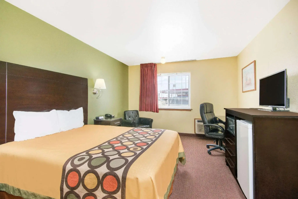 Standard Double room (full double bed)
