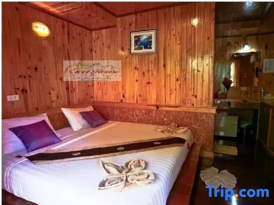 Бунгало с балконом и с видом на сад в Ricci House Resort