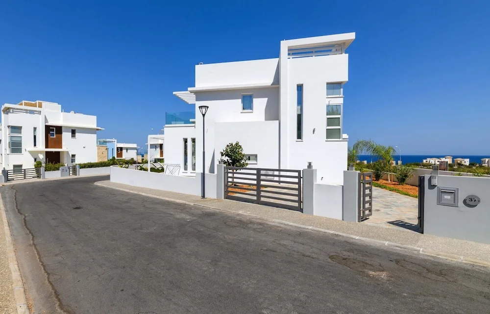 Mylos Lifestyle Seaview Villa 37
