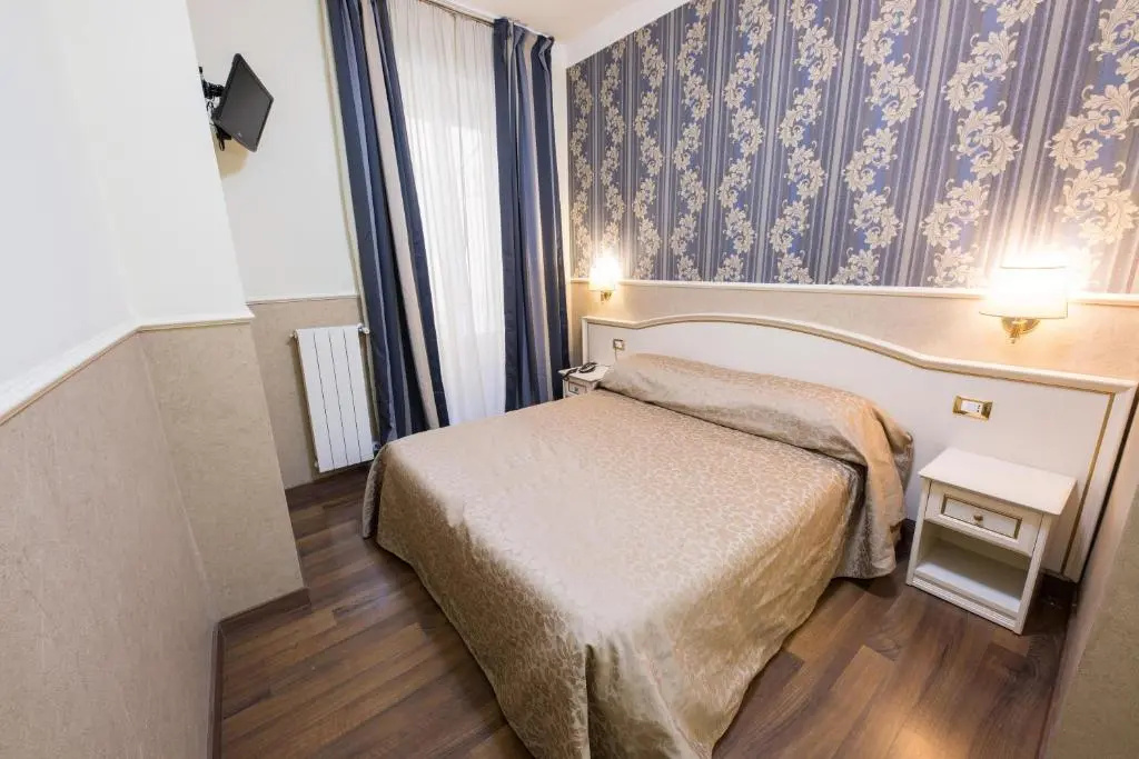 Hotel Anfiteatro Flavio - Chambres