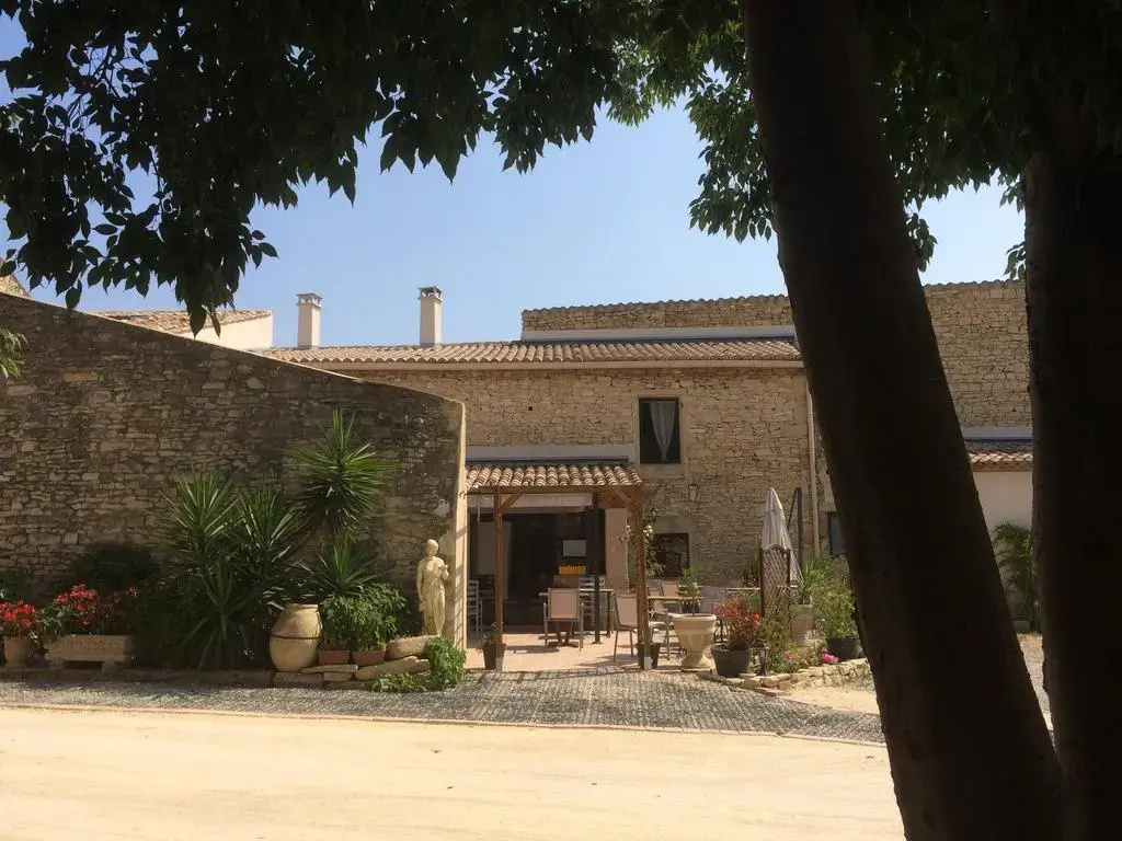 Le Clos Des Capitelles