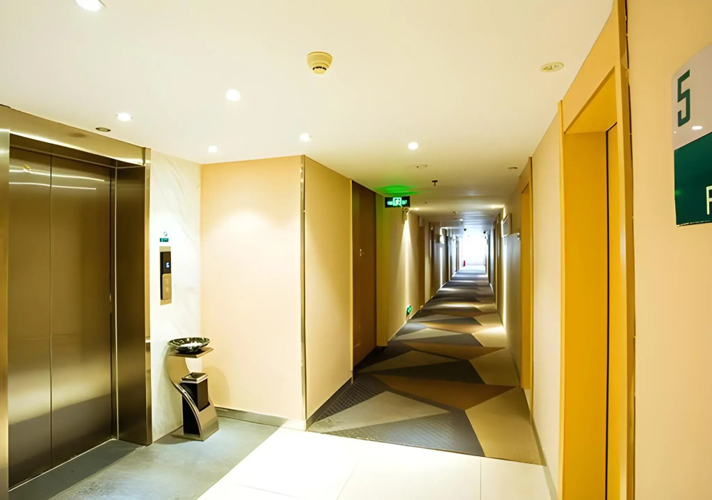 Hotel photo 10