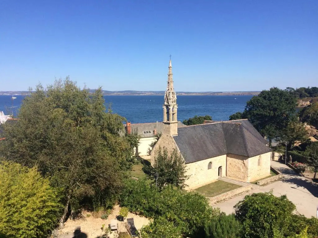 Standard Double room with sea view (full double bed)