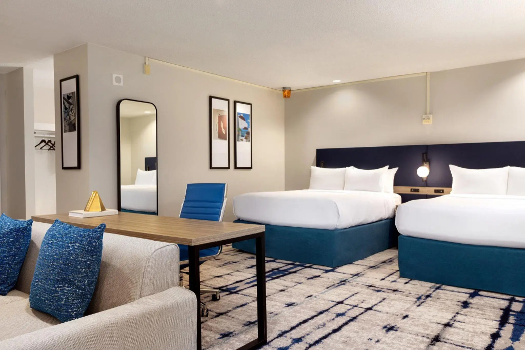 Standard Quadruple room