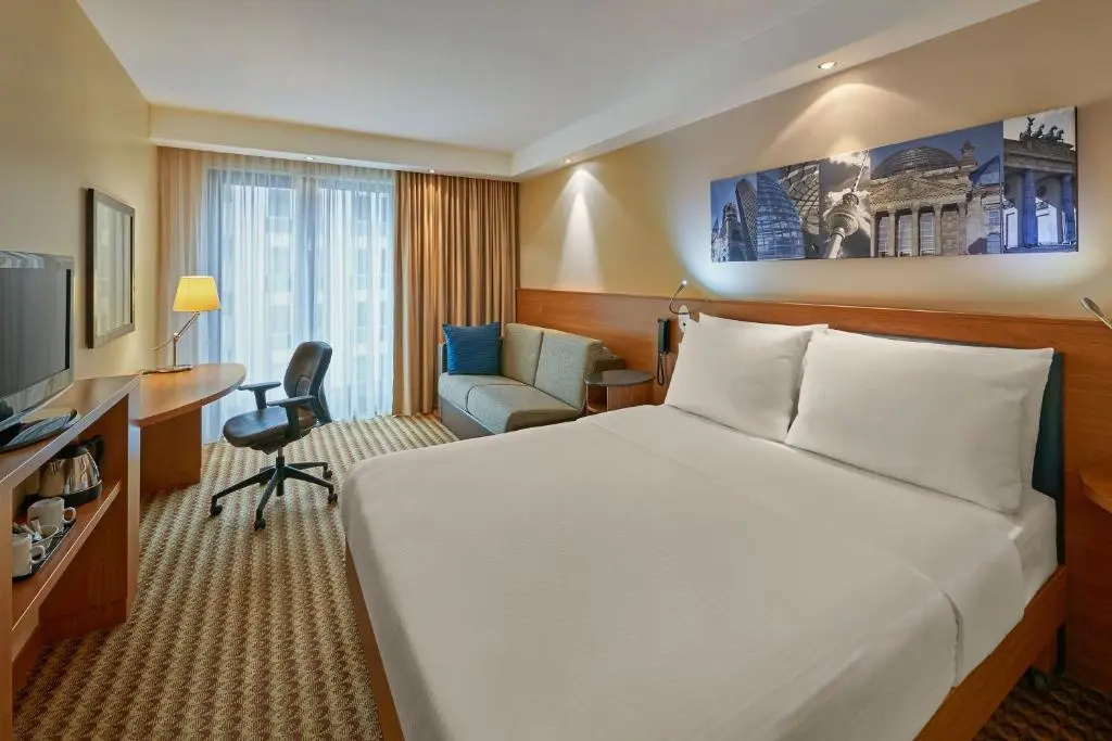 Hampton by Hilton Berlin City West - Chambres