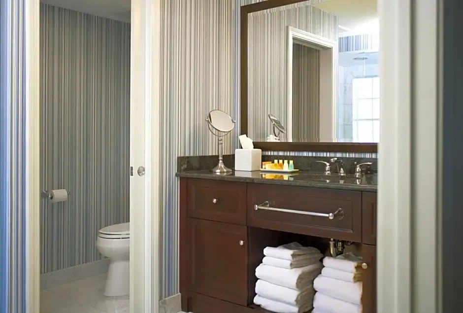 Newport Beach Hotel & Suites - Chambres