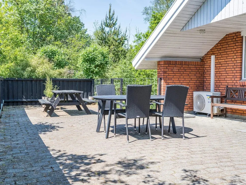 6 Person Holiday Home in Norre Nebel