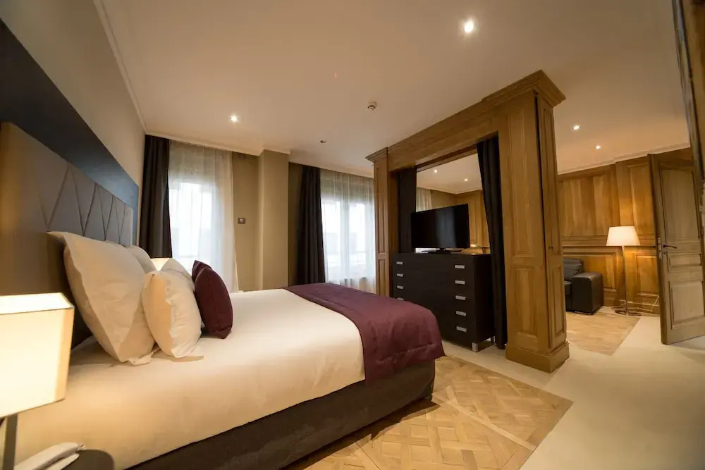 Executive room