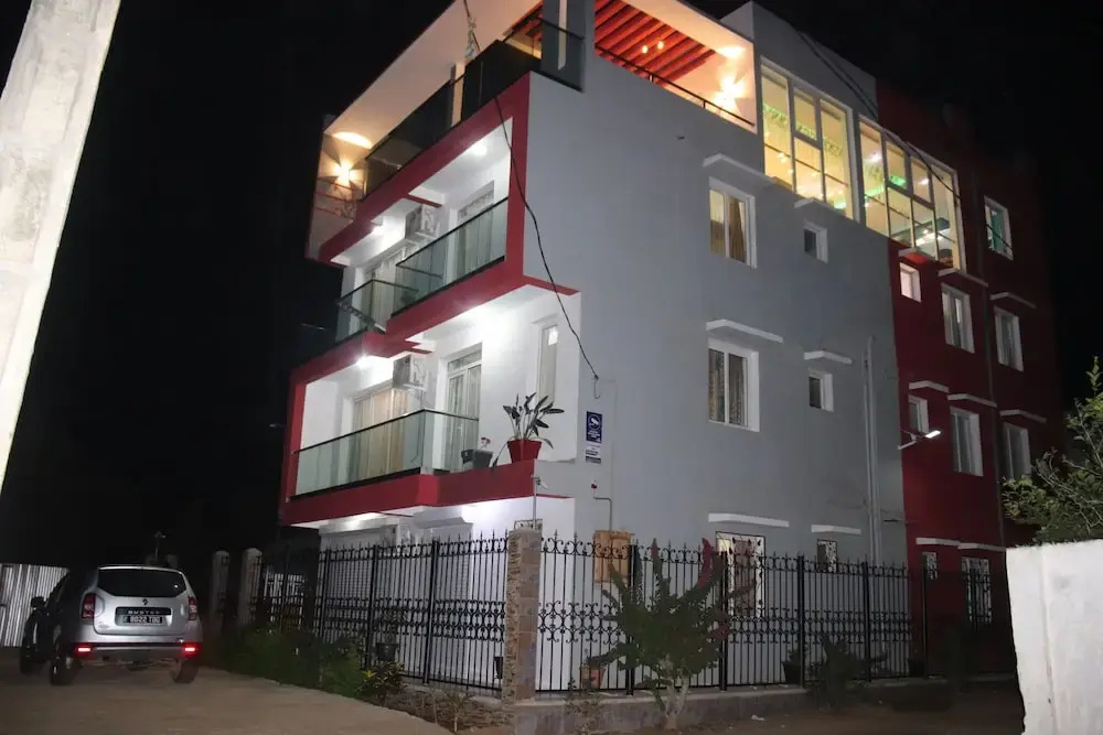 Hary's aparthotel