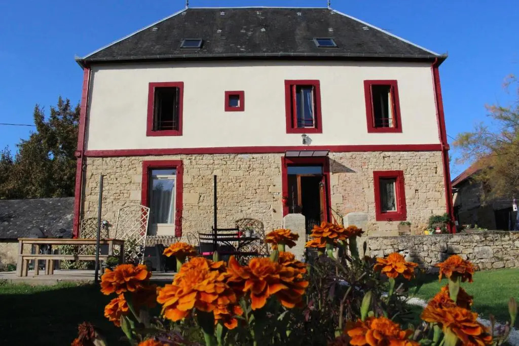 Voir la photo 1 — La maison du bonheur - les roulottes - Campsite