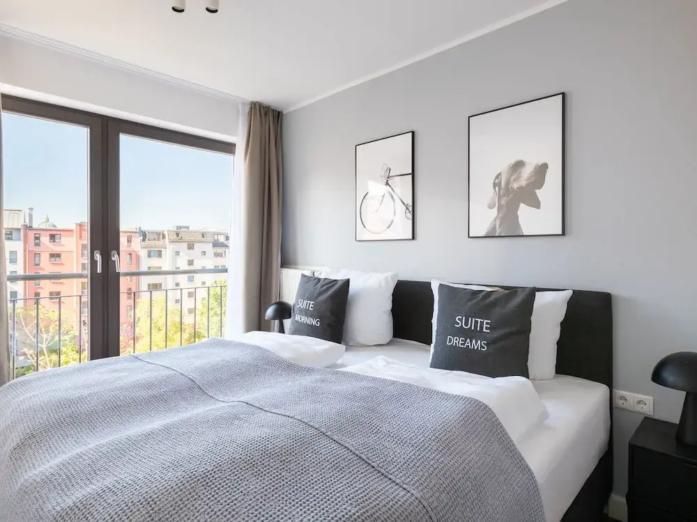 1 Bedroom Suite