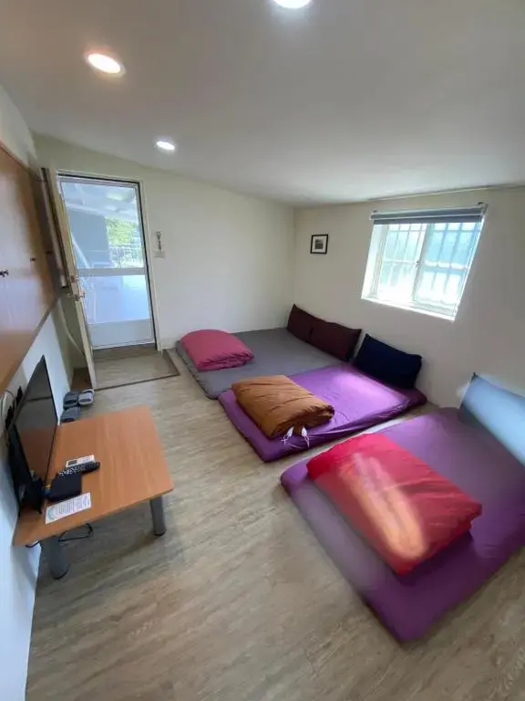 Standard Quadruple room with balcony