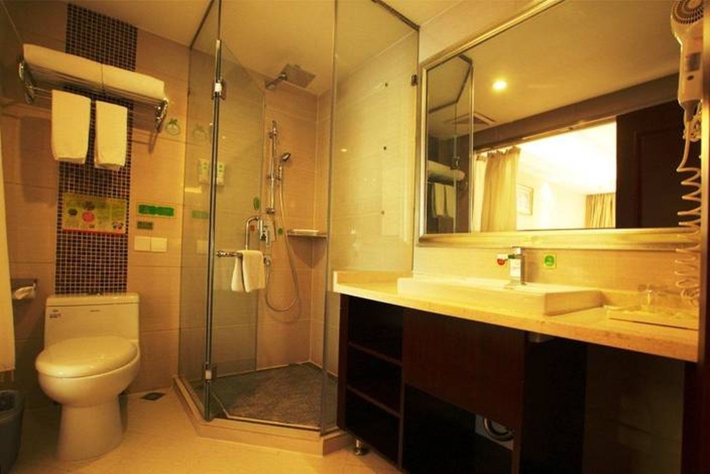 Vienna International Hotel (Wuhan Yellow Crane Tower Pengliuyang Subway Station) — 5