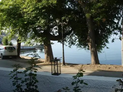 Beach & Waterfront