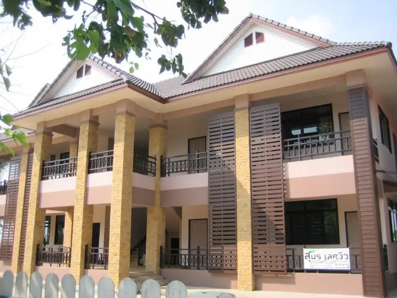 Suporn Lakeview Serviced Apartment & Homestay