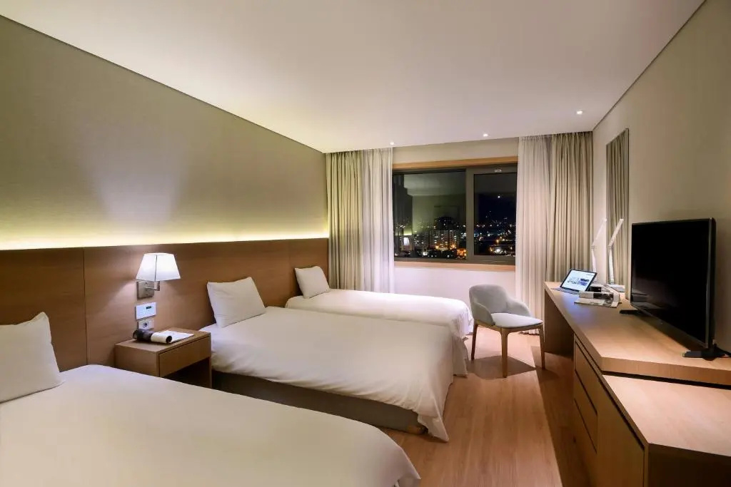 Premier Triple room