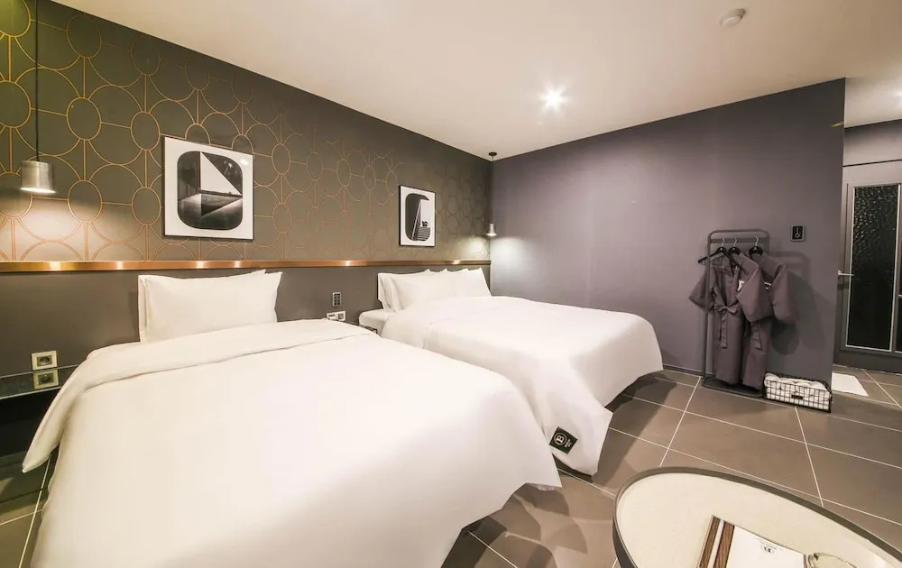 Deluxe Double room (twin beds)