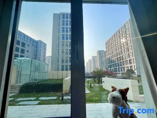 Vivi's childhood hotel