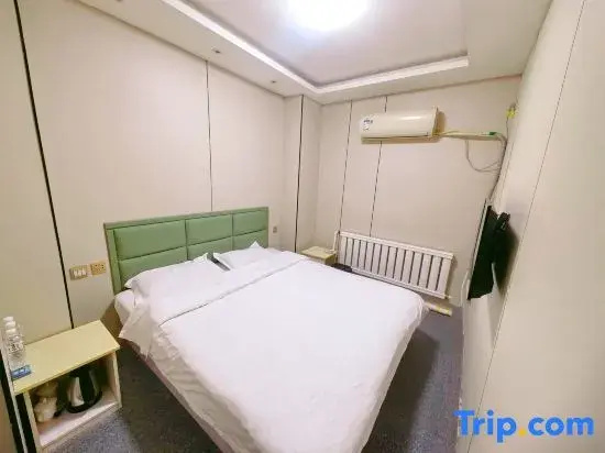 Economy Double room (full double bed)