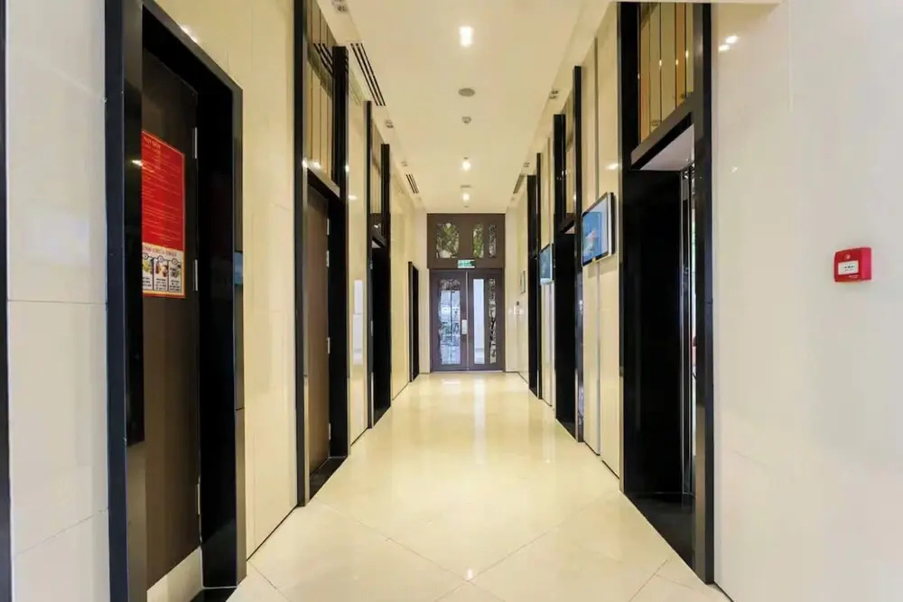 Vivian Boutique The Botanica Residence