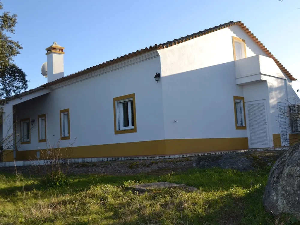 Tranquil Alentejo Villa With Pool
