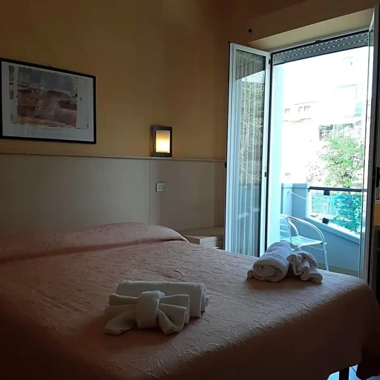 Standard Quadruple room with balcony