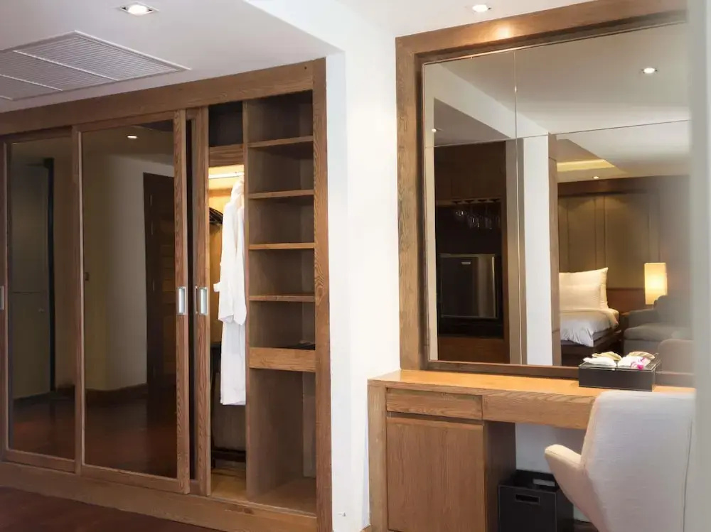 The Nchantra Pool Suite Phuket - Chambres