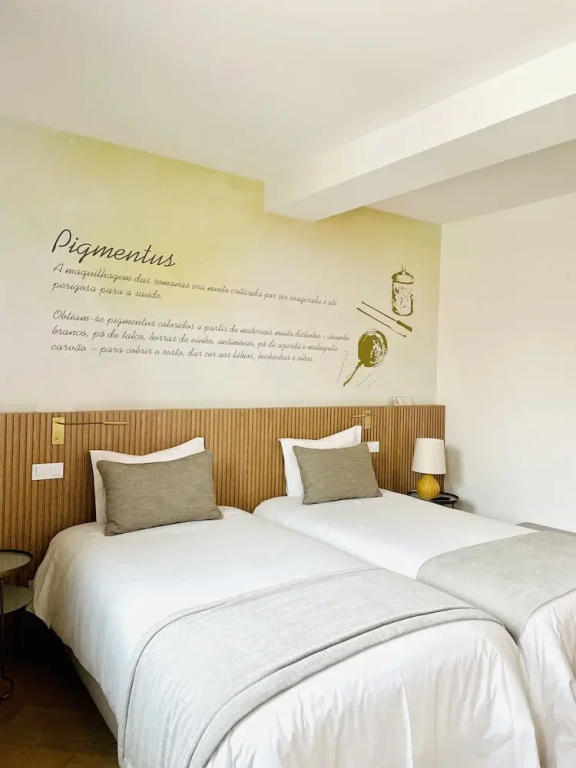 Economy room
