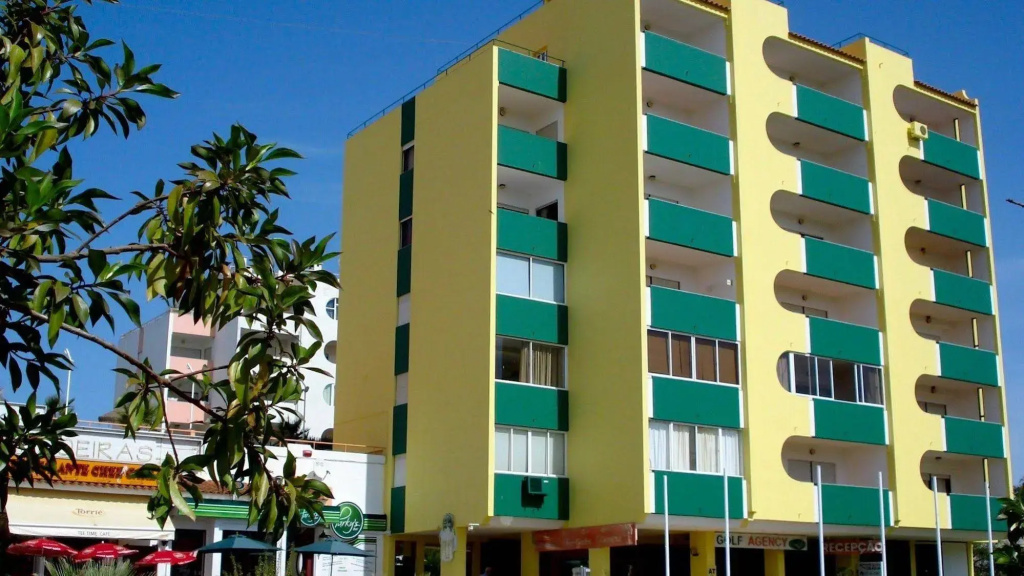 Parque das Amendoeiras