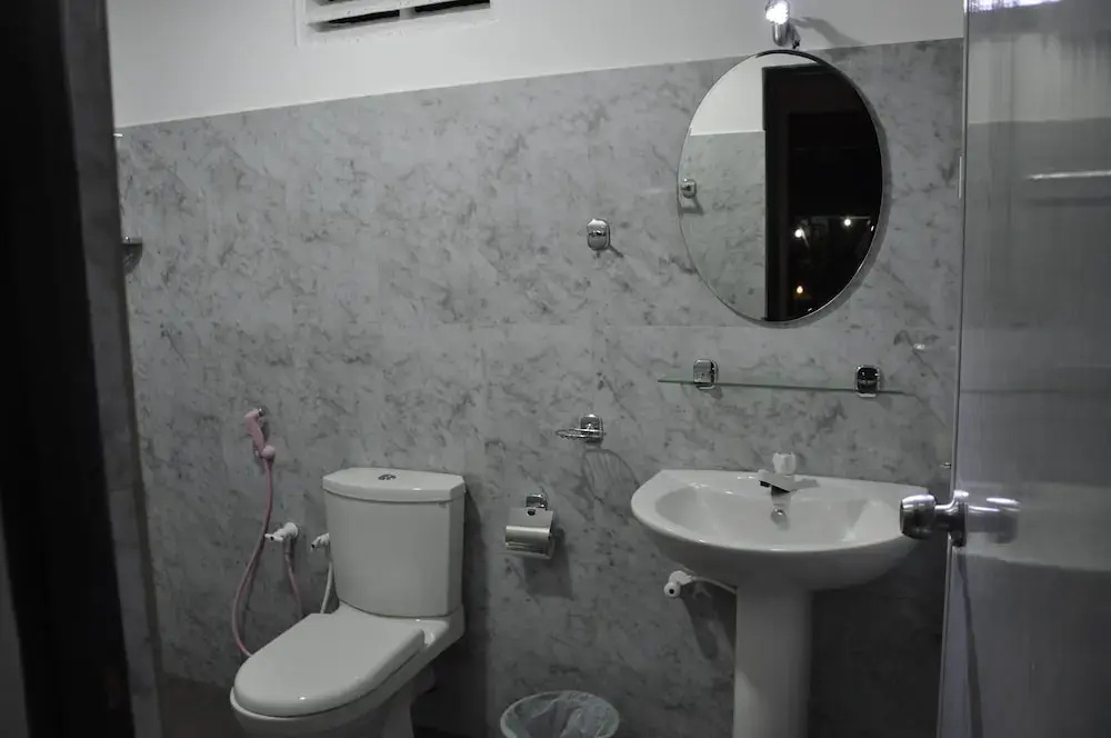 Economy room