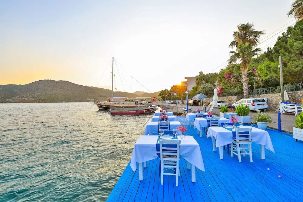 Beach & Waterfront