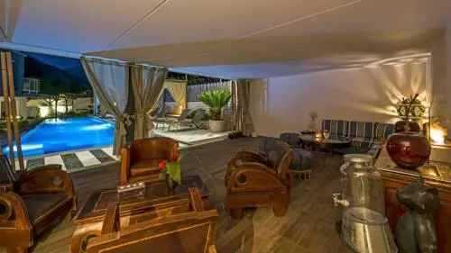 Hotel photo 11