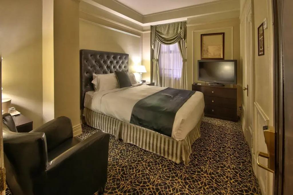 Economy Double room (full double bed)
