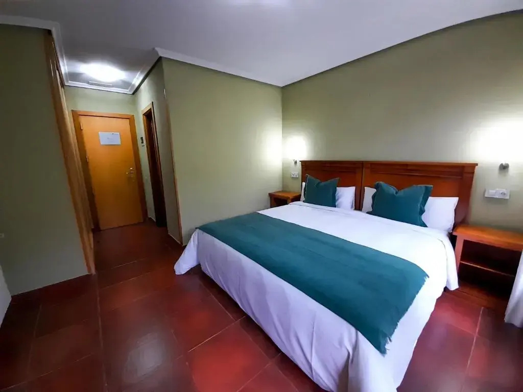 Superior Double room (full double bed)