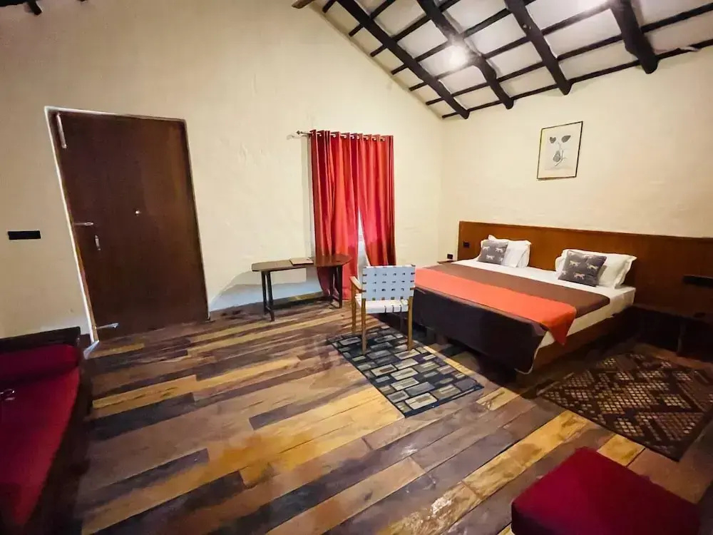 Grand Cottage
