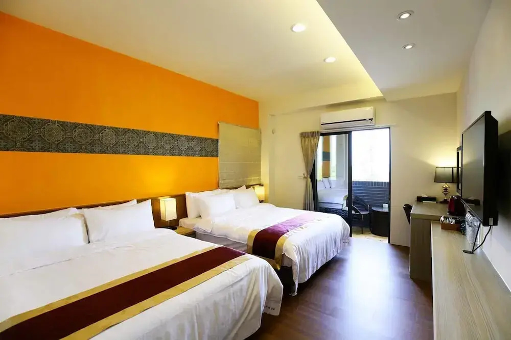 Standard Quadruple room with balcony