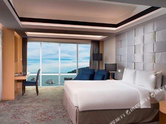 Le Meridien Kota Kinabalu