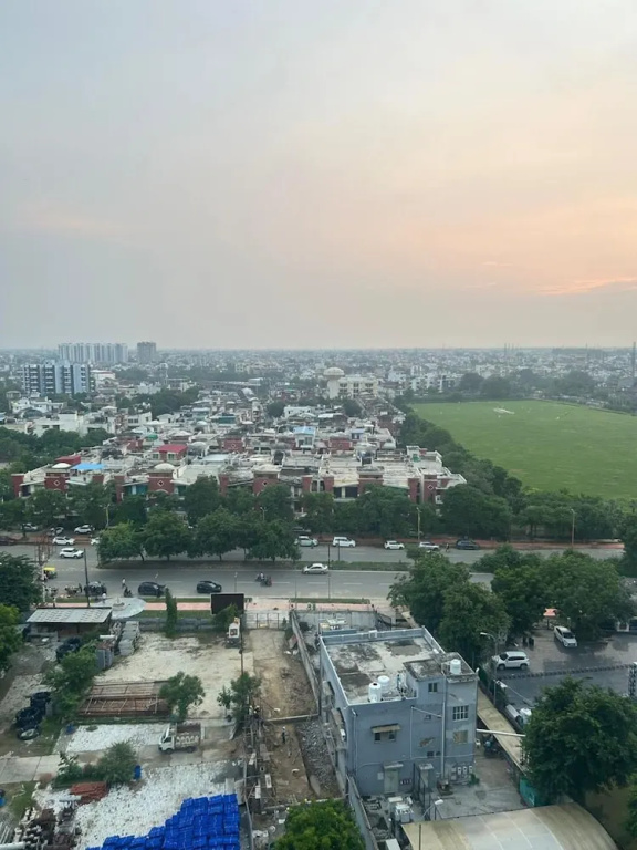Highriseviews/familyfriendly/neartajmahal