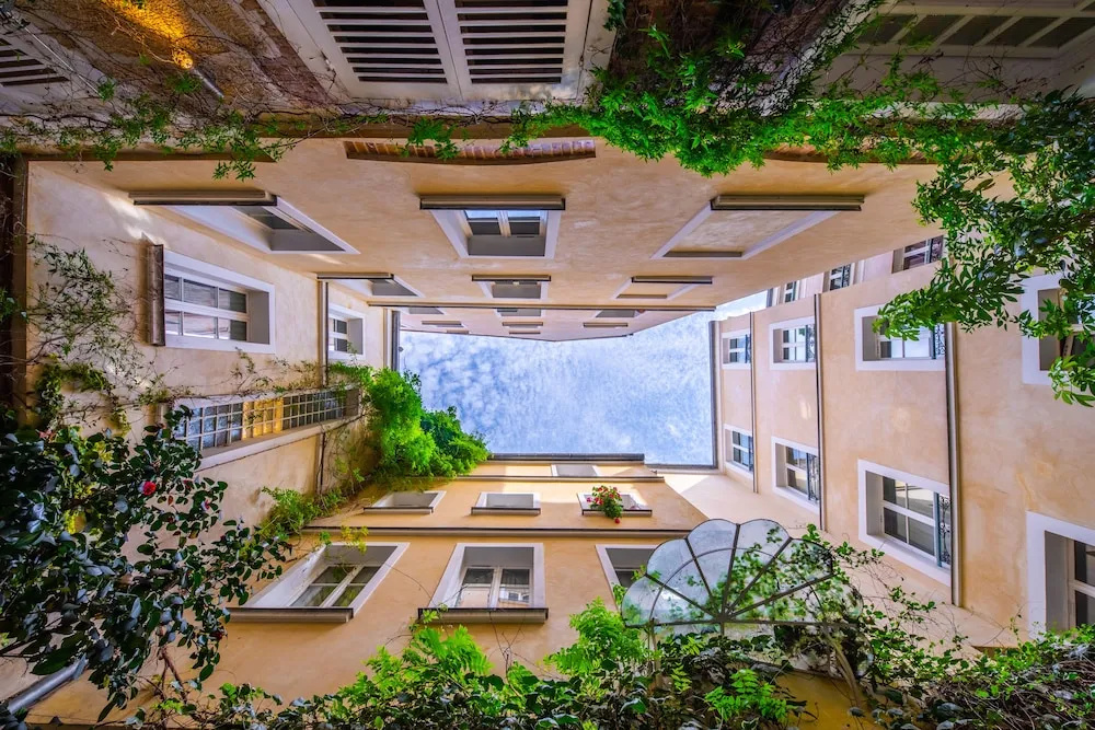 Les Patios du Marais 2