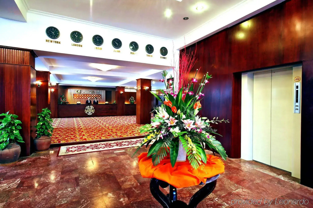 Century Riverside Hotel Hue