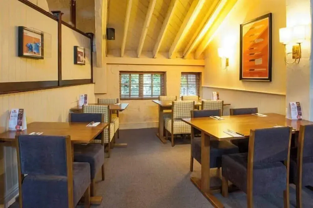 Premier Inn Milton Keynes Central - Général
