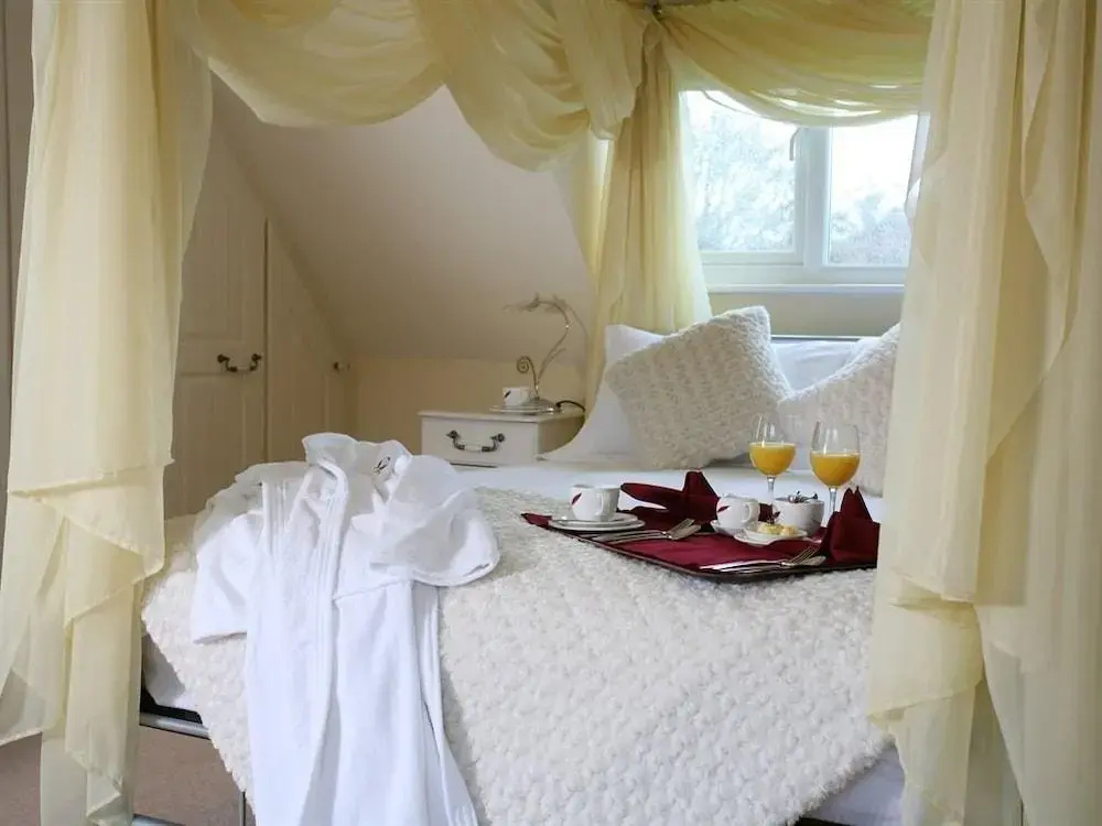 Les Bouviers Restaurant with Rooms - Général