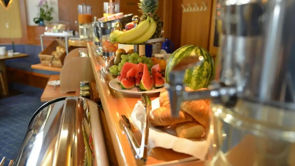 Hotel photo 16