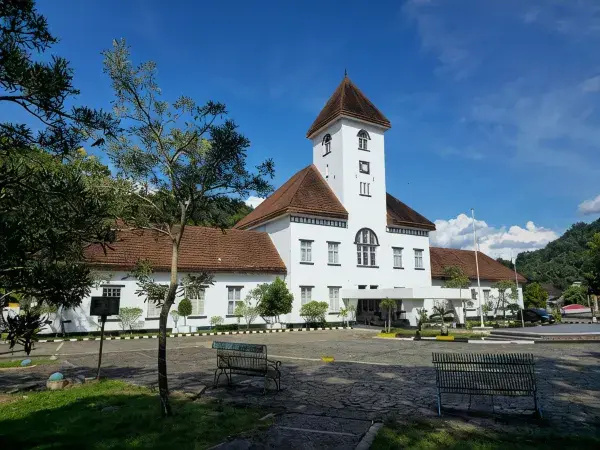 Saka Ombilin Heritage Hotel