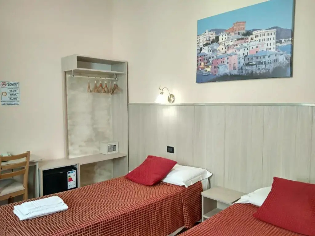 Standard Double room (twin beds)