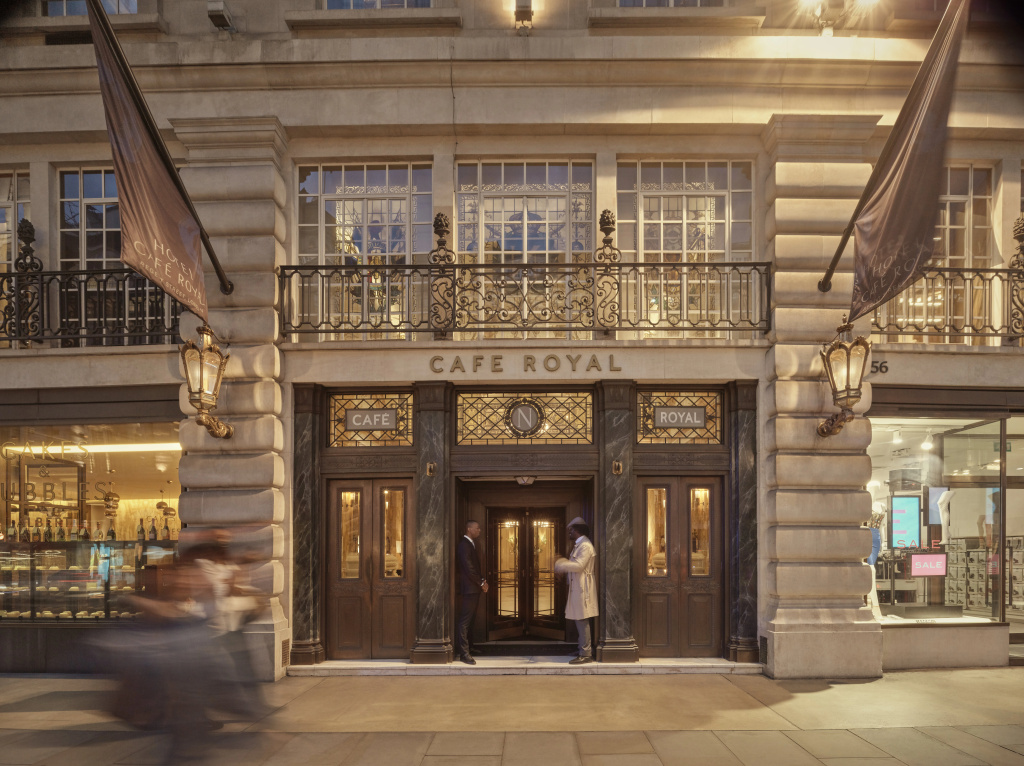 Hotel Cafe Royal, London — фото