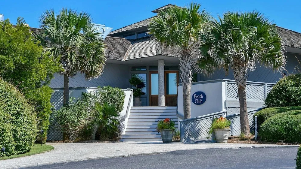 Well-appointed Oceanfront Villa With Elevator, Wifi And Decorated In A French Country Style 3 Bedroom Villa by Peace Vacations