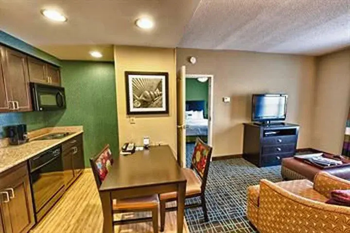 Homewood Suites by Hilton Fort Myers Airport/FGCU - Chambres